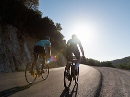 Elix, Mar-Bella Collection