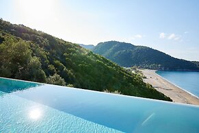 Elix, Mar-Bella Collection