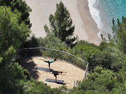 Elix, Mar-Bella Collection