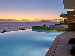 Elix, Mar-Bella Collection