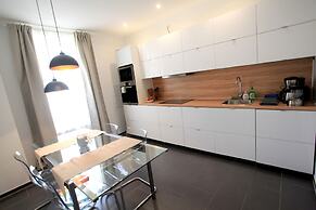 Central Sauna & Loft Apartments