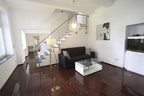 Central Sauna & Loft Apartments