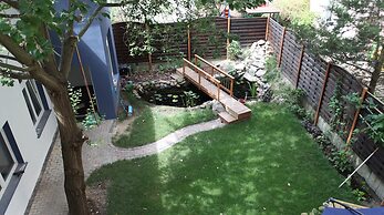 Central Sauna & Loft Apartments