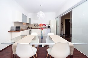 Central Sauna & Loft Apartments