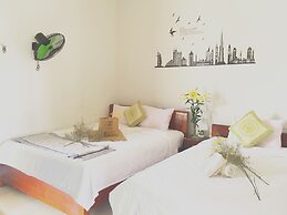 Dream Flower Homestay Hoi An