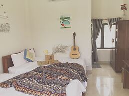 Dream Flower Homestay Hoi An
