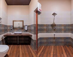 Vijaygarh Resort & Cottages with Private Pool