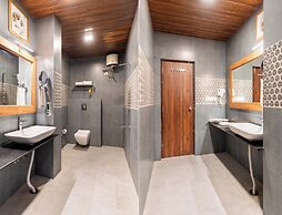 Vijaygarh Resort & Cottages with Private Pool