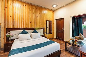 Vijaygarh Resort & Cottages with Private Pool