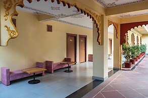 Vijaygarh Resort & Cottages with Private Pool