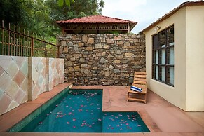 Vijaygarh Resort & Cottages with Private Pool