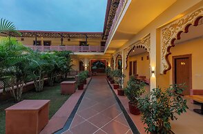Vijaygarh Resort & Cottages with Private Pool