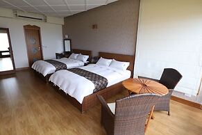 TORO Ocean Front B&B