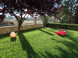 Asfodelos Apartment Hotel