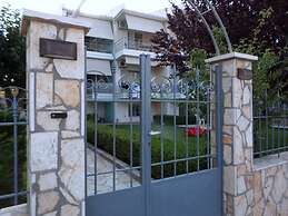 Asfodelos Apartment Hotel