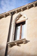 Residenza Venezia | UNA Esperienze