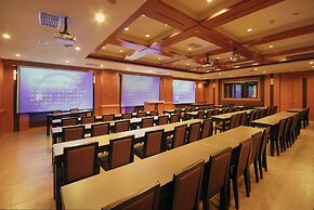 Ming Lu Holiday Hotel