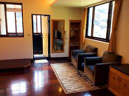 Ming Lu Holiday Hotel