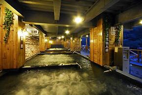 Ming Lu Holiday Hotel