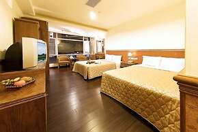 Ming Lu Holiday Hotel