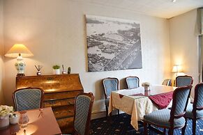 Crystal Hotel