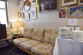 Crystal Hotel