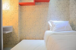 Homey and Relaxing 2BR Green Pramuka Apartment