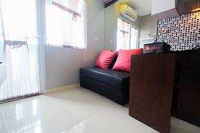 Homey and Relaxing 2BR Green Pramuka Apartment