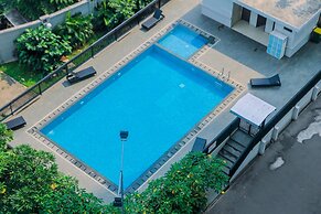 Comfy and Spacious 2BR Callia Apartment