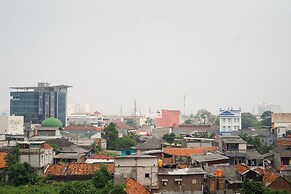 Homey and Comfy 1BR Signature Park Grande Apartment