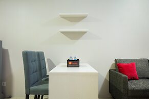 Homey and Comfy 1BR Signature Park Grande Apartment