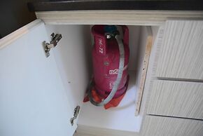 Pool View 2BR with Sofa Bed Bassura City Apartment