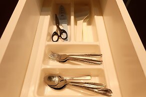 2BR Apartment with City View @ Woodland Park Residence