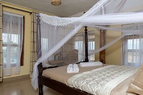 Kyaninga Royal Cottage