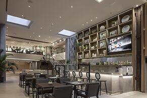 Huinid Obelisco Hotel