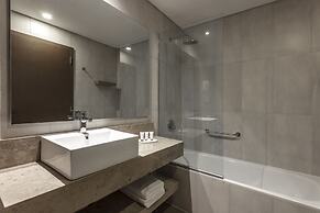 Huinid Obelisco Hotel