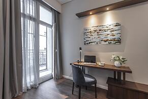 Huinid Obelisco Hotel