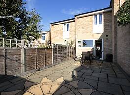 Arma Short Stays - Turner Close