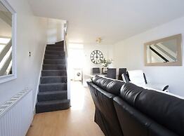 Arma Short Stays - Turner Close