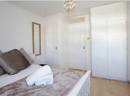 Arma Short Stays - Turner Close