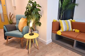 Yugo Explore - Lee Point