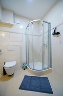 Residence Dobrovskeho 30