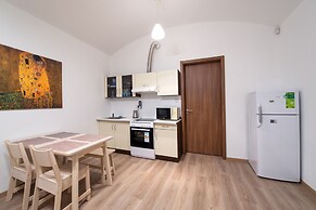 Residence Dobrovskeho 30