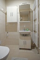 Residence Dobrovskeho 30