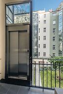 Residence Dobrovskeho 30