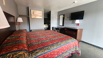 Benbrook Inn & Suites by OYO Fort Worth I-20