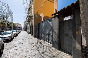 Palazzo Caracciolo del Sole