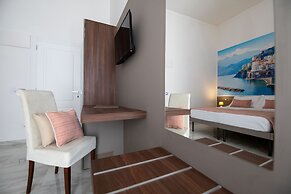 Palazzo Caracciolo del Sole