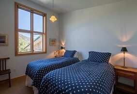 Mill Creek Court Condos Just 100 yards from Gondola by RedAwning