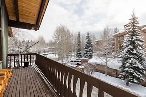 Vorlaufer Condos Short 3 Minute Walk to Vail Village and Gondola One b
